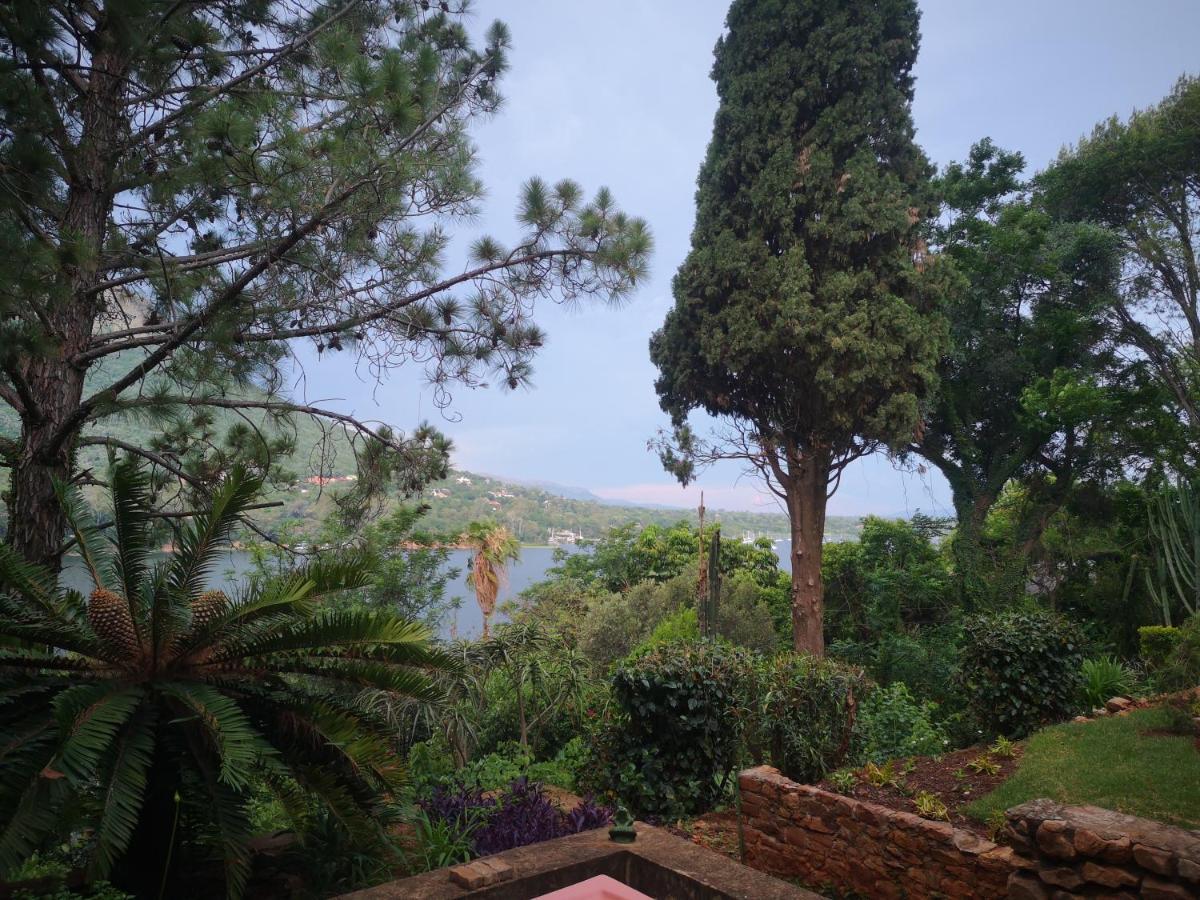 Metsing At Harties Hotel Hartbeespoort Exterior foto