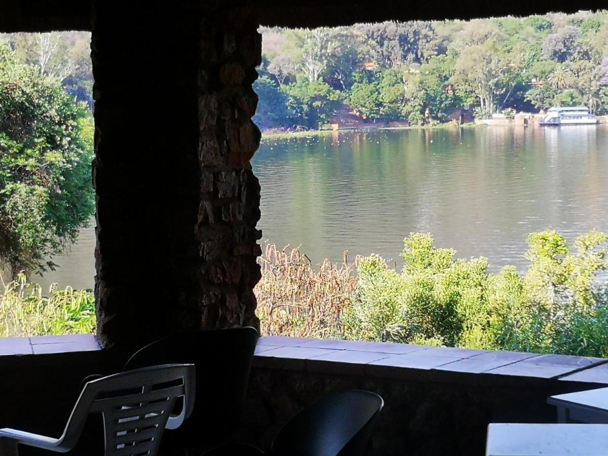 Metsing At Harties Hotel Hartbeespoort Exterior foto