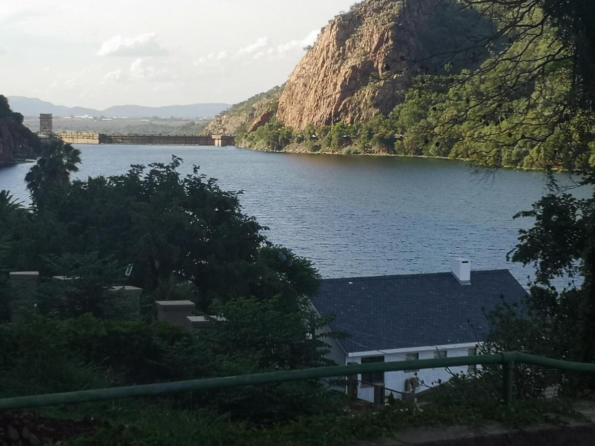 Metsing At Harties Hotel Hartbeespoort Exterior foto