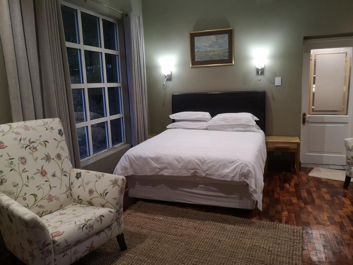 Metsing At Harties Hotel Hartbeespoort Exterior foto