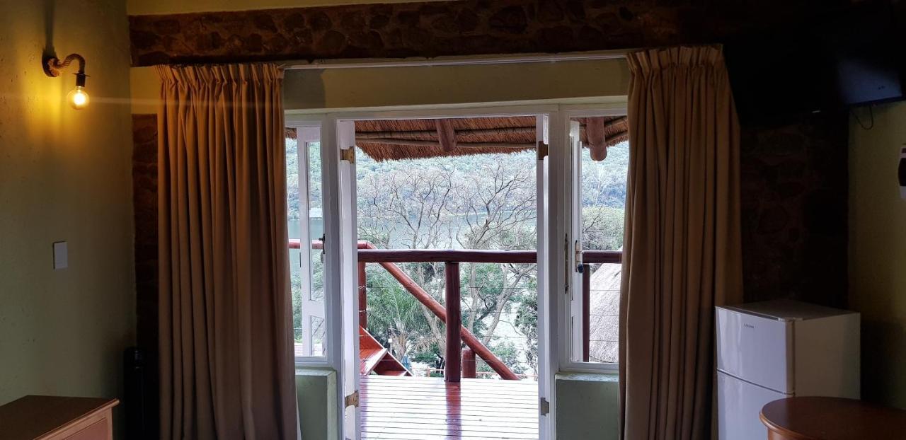 Metsing At Harties Hotel Hartbeespoort Exterior foto