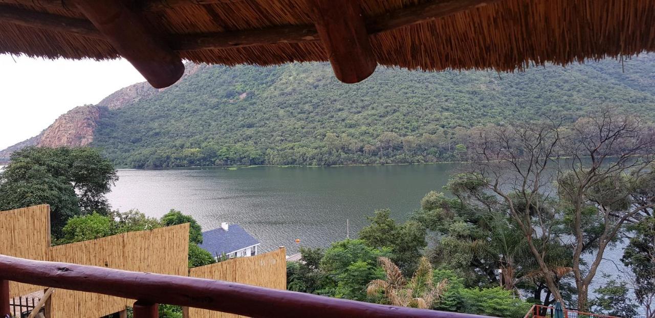 Metsing At Harties Hotel Hartbeespoort Exterior foto