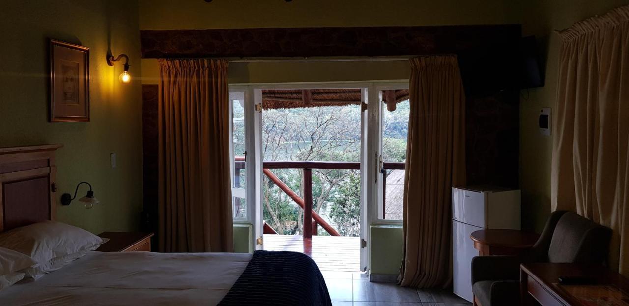 Metsing At Harties Hotel Hartbeespoort Exterior foto