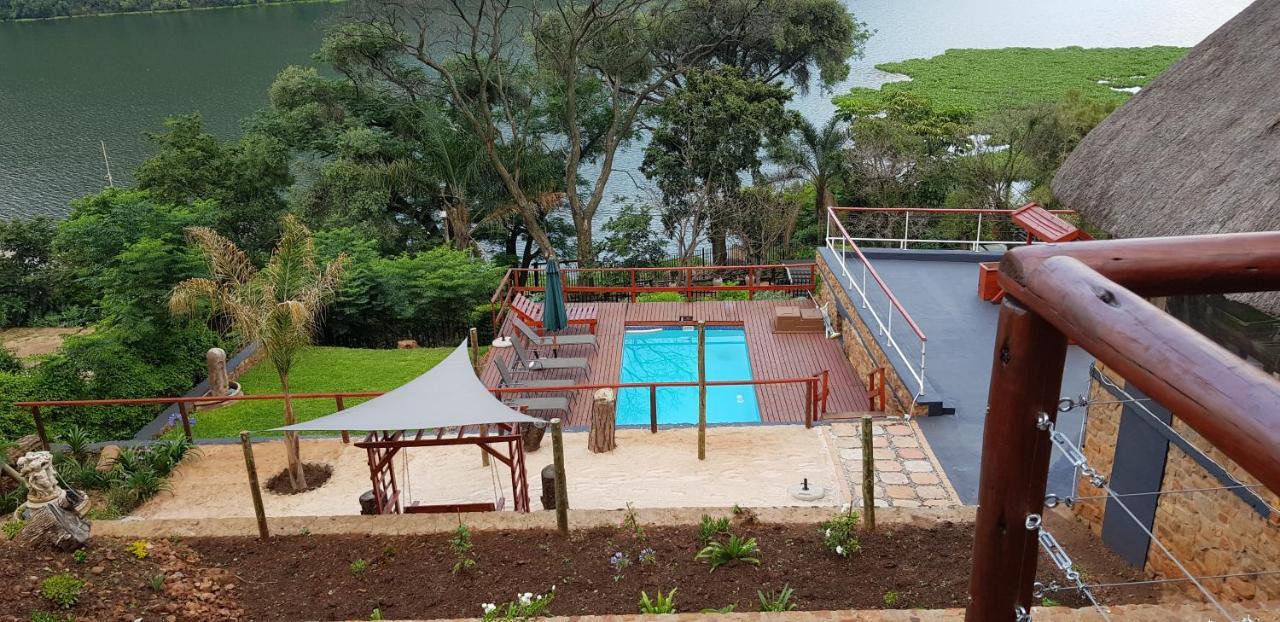 Metsing At Harties Hotel Hartbeespoort Exterior foto